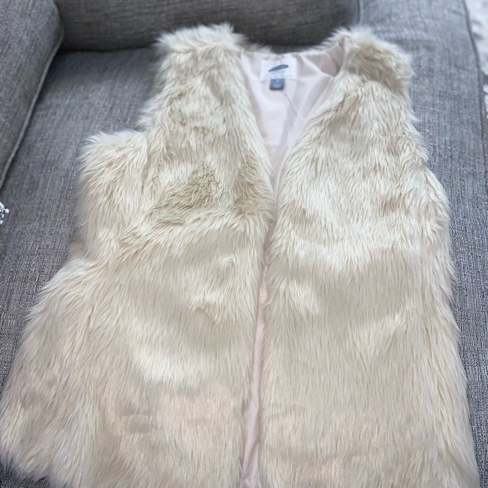 Old Navy Cream Faux Fur Vest